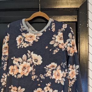 Stitch Fix 12pm by Mon Ami Floral Lightweight Sweatshirt